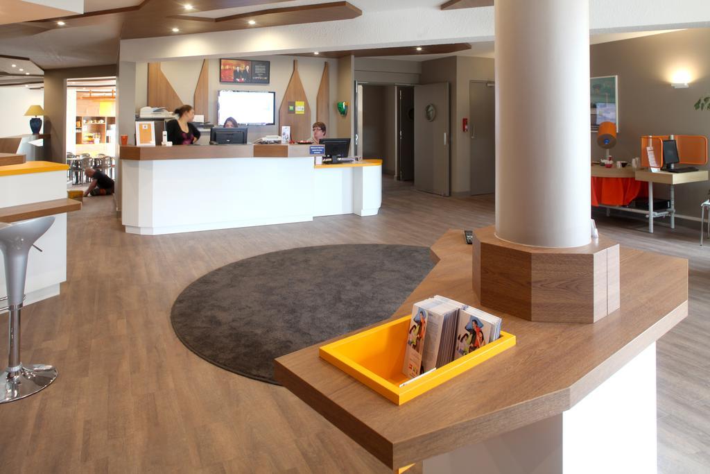 Ibis Styles Gien Hotel Exterior photo