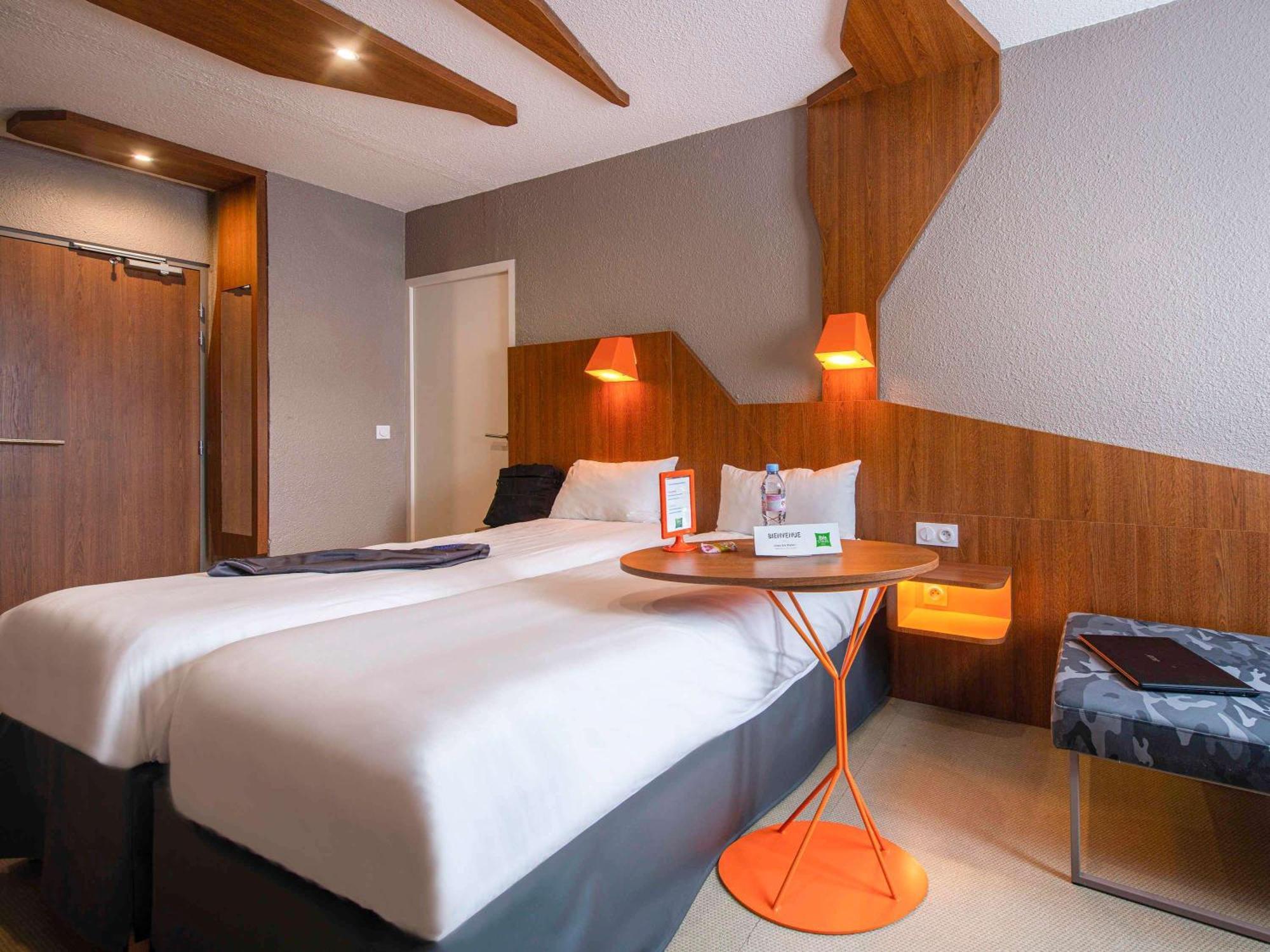 Ibis Styles Gien Hotel Exterior photo
