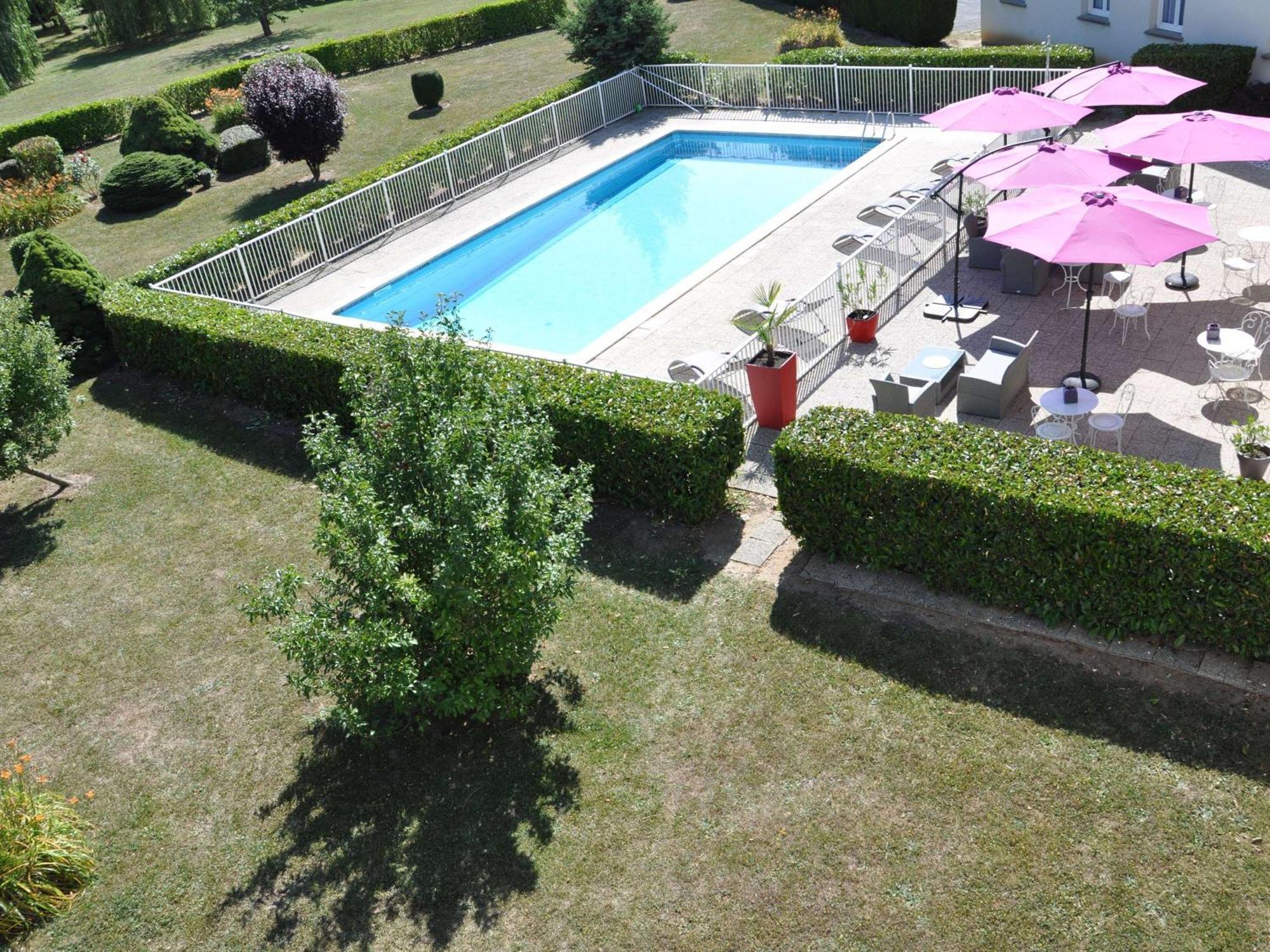 Ibis Styles Gien Hotel Exterior photo