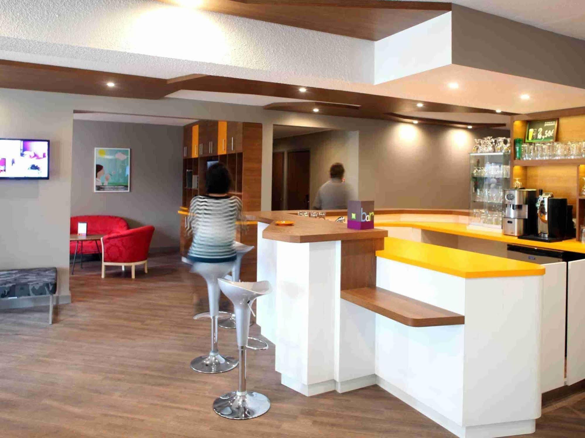 Ibis Styles Gien Hotel Exterior photo
